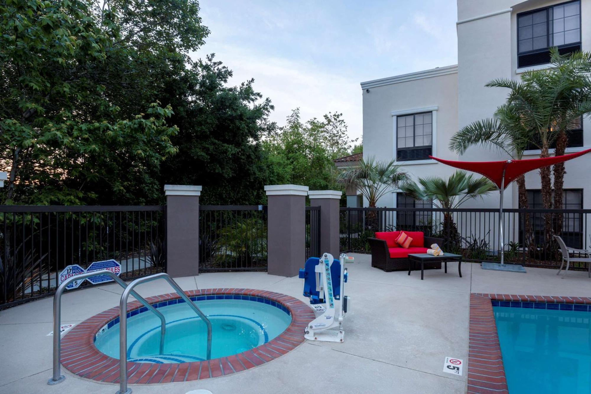 Hampton Inn Santa Barbara/Goleta Exterior foto